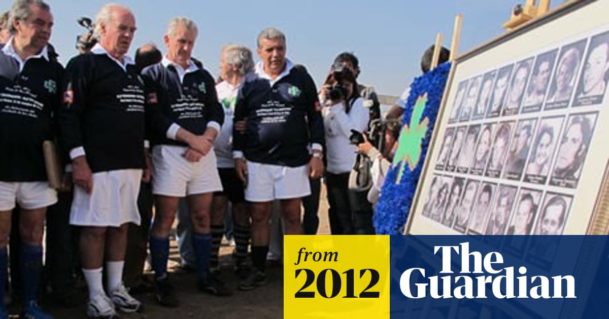 Andes Plane Crash Survivors Mark 40th Anniversary With Rugby Game Chile The Guardian