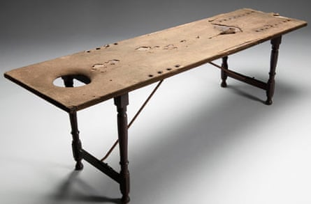 18/19th century dissecting table