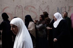 Egypt Referendum: Women line up to vote