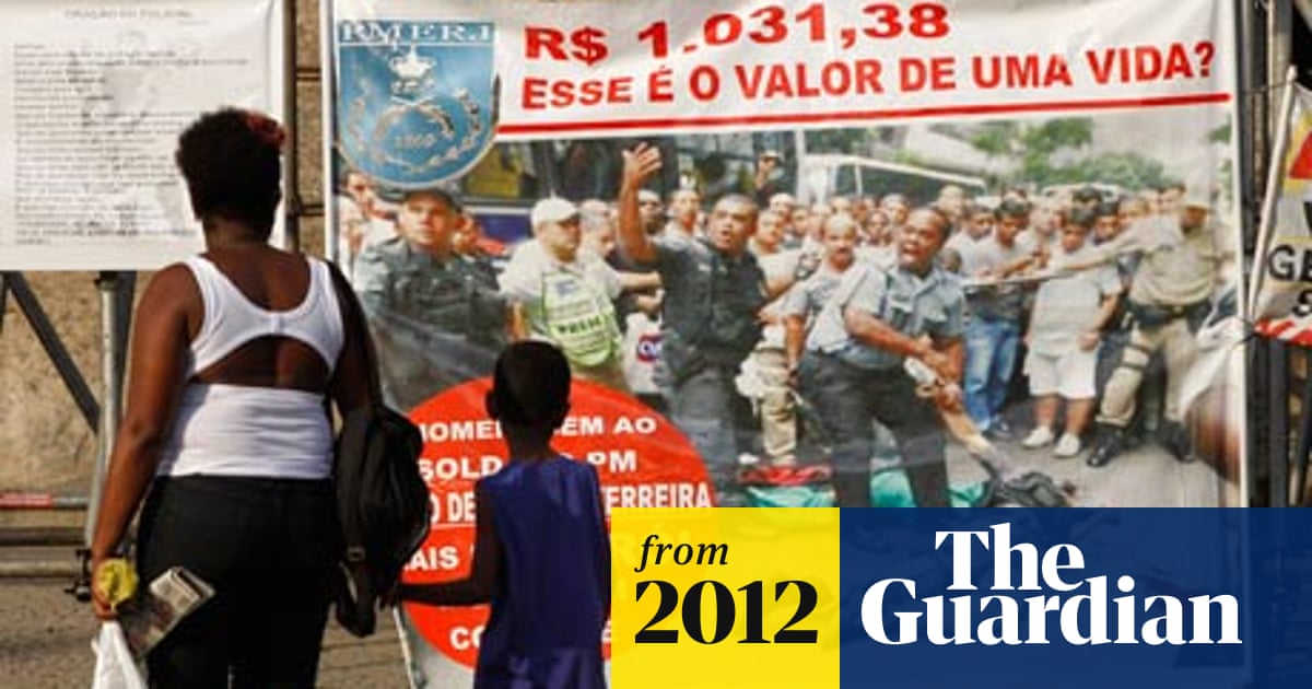 Rio Carnival Preparations Overshadowed By Threat Of Police Strike Brazil The Guardian