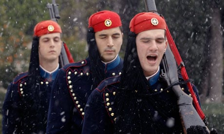 Greek presidential guards in Athens in the snow