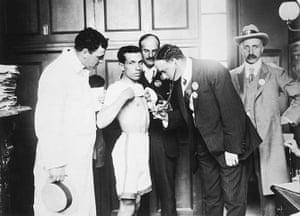 1908 Olympics: Medical Exam