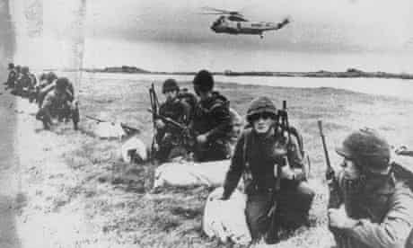 Argentinian soldiers, Falkland Islands, 1982