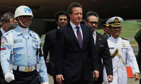 Davidf Cameron arriving in Indonesia