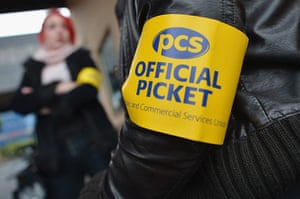 Public Sector strikes: Public sector workers picket outside Glasgow passport office