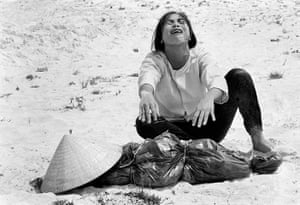Horst Faas gallery: A South Vietnamese woman mourns