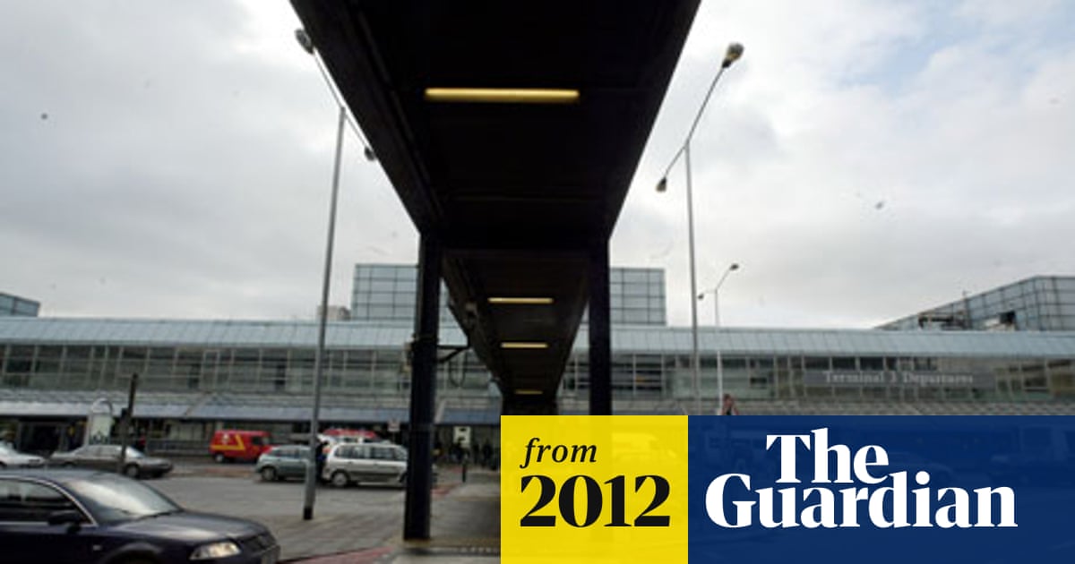 uk border agency 'detaining children in degrading