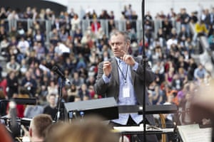 Trafalgar Sqaure: Conductor Valery Gergiev in rehearsal 