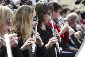 Trafalgar Sqaure: The flute section in rehearsal