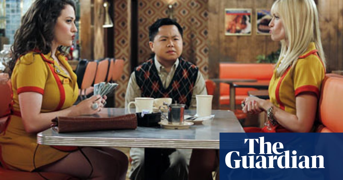 2 Broke Girls So Racist It S Baffling Us Television The Guardian