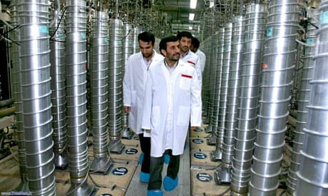 Mahmoud Ahmadinejad tours the Natanz enrichment facility 