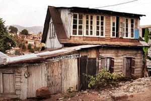 Sierra Leone Architecture: A traditional colonial-era Board House