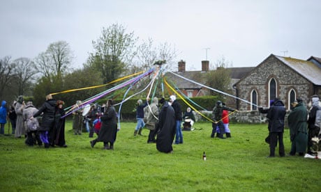 Paganizm Nedir? Paganlar Neye İnanır? Doğa, Druidler ve Cadılar