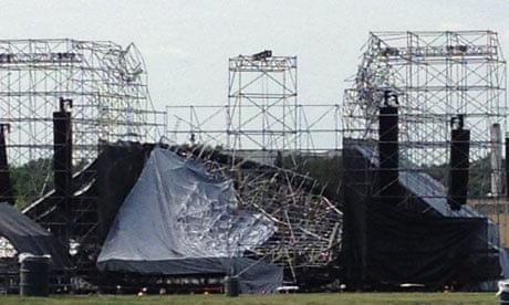 Stage collapses before Radiohead gig