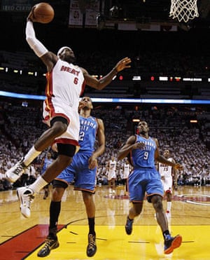 NBA5: Miami Heat small forward LeBron James (6) dunks