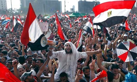 Egyptians celebrate Mohamed Morsi's victory in Tahrir square