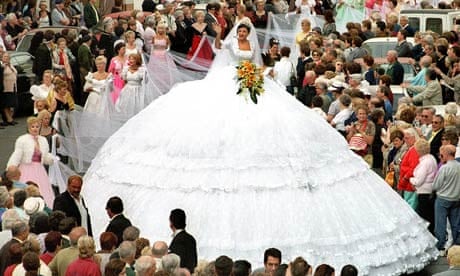 Wedding dress designers cut loose from 'meringues' to offer chic styling | Wedding dresses | The Guardian Wedding dress designers cut loose from 'meringues' to offer chic styling | Wedding dresses | The Guardian