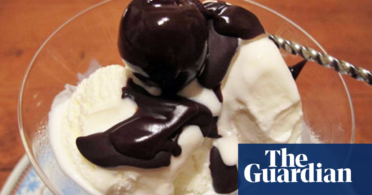 How To Make Perfect Chocolate Sauce Dessert The Guardian How To Make Perfect Chocolate Sauce Dessert The Guardian