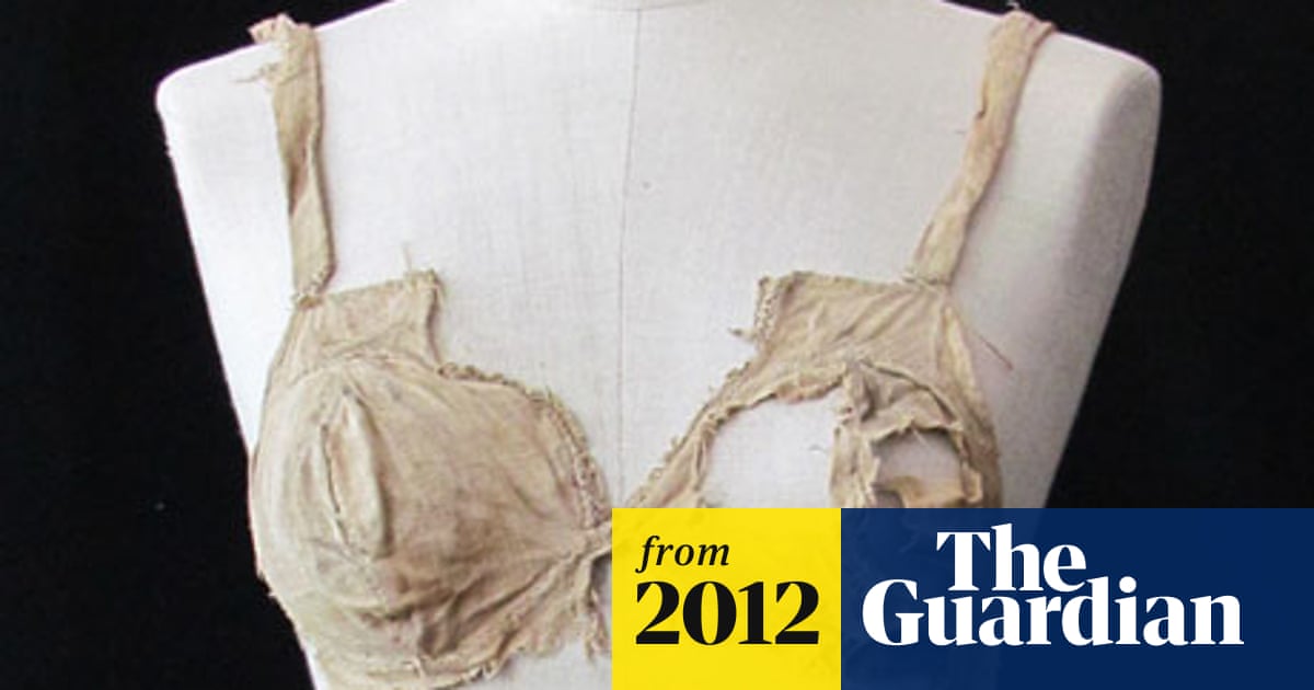 15th century bra found in Austrian castle – The History Blog