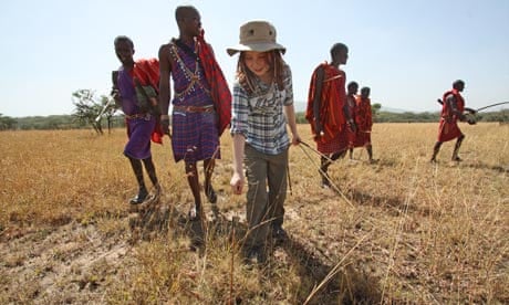 Maasai looking for lost arrows 