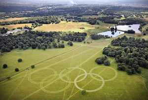 Olympic rings around UK: Olympic rings around UK