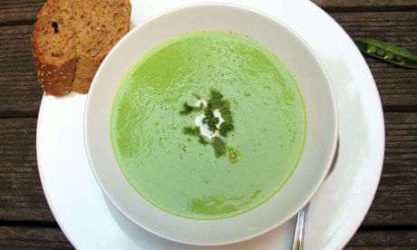 Felicity's perfect pea soup