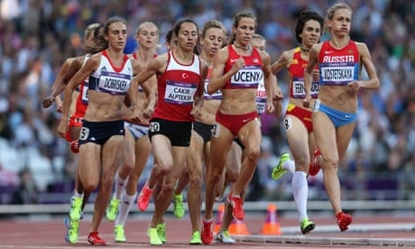 Women's 1500m race