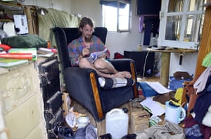 Wagenburg settlement: Environmental engineering student Robert reads in his home