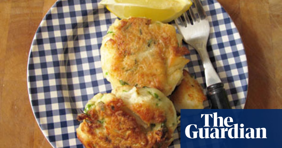 How To Cook Perfect Crab Cakes Food The Guardian