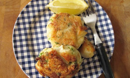 How To Cook Perfect Crab Cakes Shellfish The Guardian