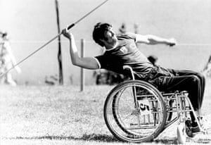 GNM Archive Paralympics: Javelin practice 1987