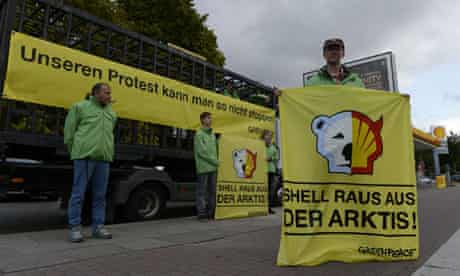 Greenpeace protesters in Germany 