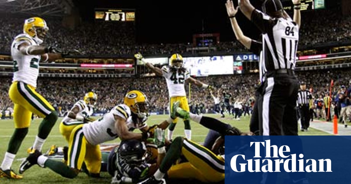 Seattle Seahawks Beat Green Bay Packers With Help From Replacement Referees Nfl The Guardian