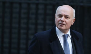 Universal Credit Flaws Make Shorter Hours Better For Some Says Review Universal Credit The Guardian Universal Credit Flaws Make Shorter Hours Better For Some Says Review Universal Credit The Guardian