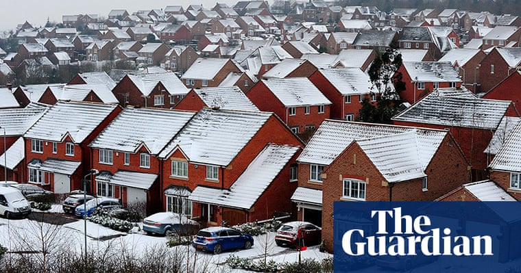 Snow Blankets Britain In Pictures World News The Guardian