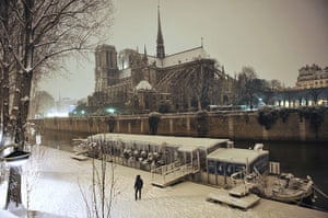 Paris snow: A snow-covered Notre-Dame cathedral 