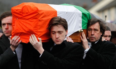 Stephen Rea Carries Dolours Price s Coffin At Funeral In Belfast IRA stephen-rea-carries-dolours-price-s-coffin-at-funeral-in-belfast-ira
