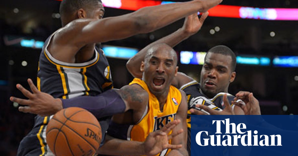 Can Kobe Bryant S Lakers Turn Around The Season That Stank Los Angeles Lakers The Guardian