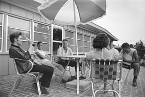 Unseen Elvis: Elvis relaxes on the back patio