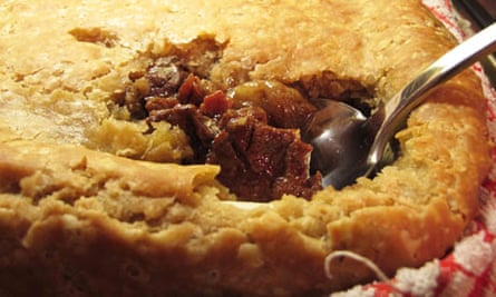 Felicity's perfect steak and ale pie