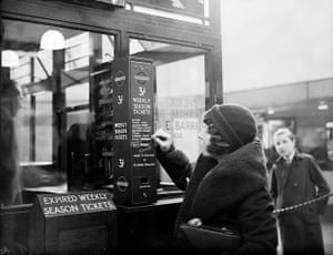 Tube through the decades: London Underground ticket machine, 1932