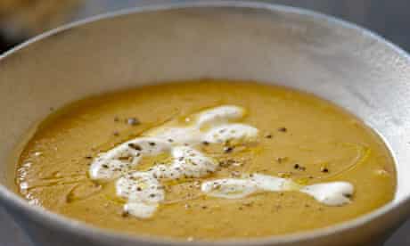 Hugh Fearnley-Whittingstall's curried red lentil soup with spicy yoghurt