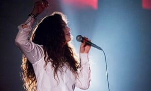 Lorde: 'I'm just a freak'