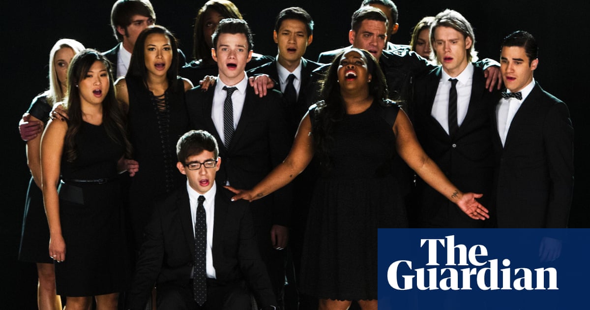 Glee Says Goodbye To Cory Monteith With Earnest But Awkward Tribute Glee The Guardian