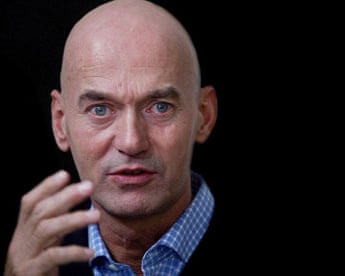 Pim Fortuyn dutch politician assassinated in 2002