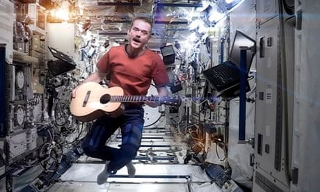 Chris Hadfield sings David Bowie's Space Oddity on the International Space Station
