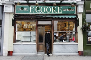 Pie and Mash Shops: F Cooke on Broadway Market