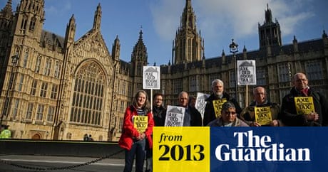 Two Liberal Democrat Mps Join Labour In Voting Against Bedroom Tax Bedroom Tax The Guardian
