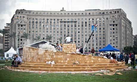 Tahrir Square memorial under construction 17/11/13