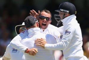 england bailey hangs miscues tricky pietersen